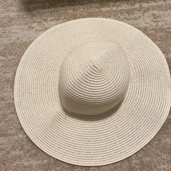 Foldable vision hat - Picture 2 of 3